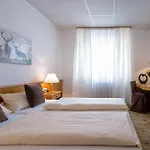 Hotel-restaurant Schwyzerhuesli 酒店 维恩海