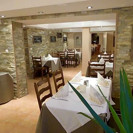 Donnici Im Schwyzerhüsli Hotel