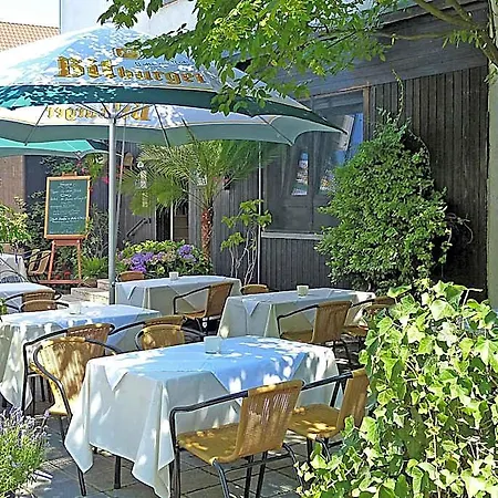 Hotel Donnici Im Schwyzerhüsli 3*