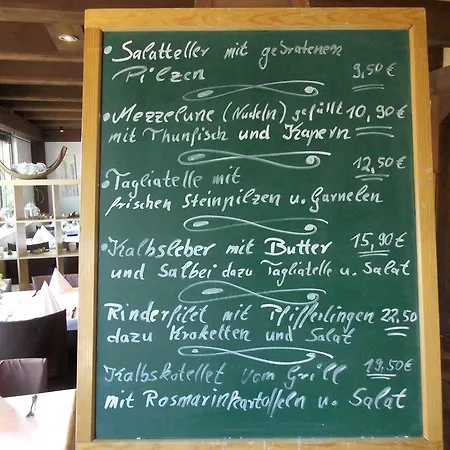 Hotel-restaurant Schwyzerhuesli 3* フィールンハイム