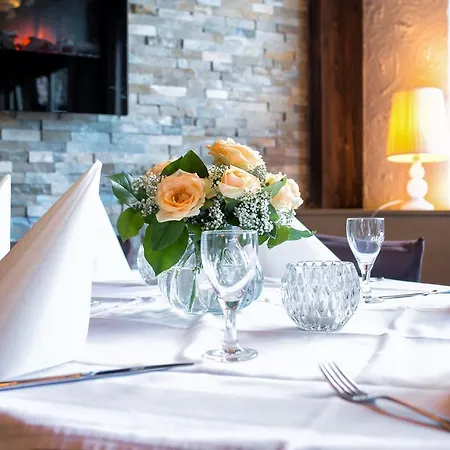 Hotel-restaurant Schwyzerhuesli Hotel 3*